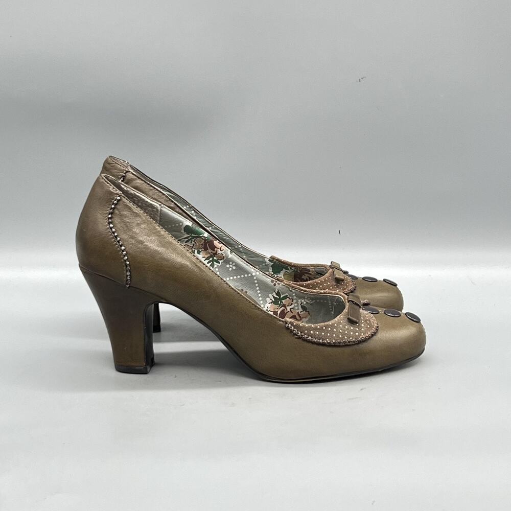 Miss L Fire Shoes Womens 8.5 Brown Leather Button Cone Heel Pumps Slip On Retro